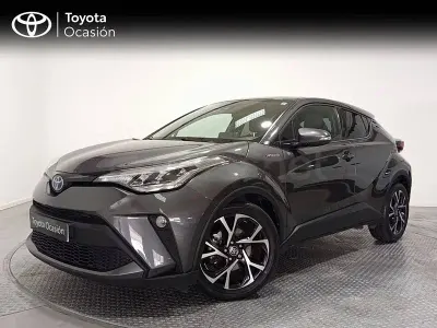 Usado Toyota C-HR Advance 122 CV (89 kW) 2022 Gris / plata SUV