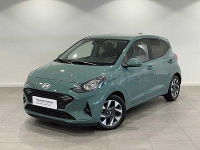 Usado Hyundai i10 63 CV (46 kW) 2025 Verde Utilitario