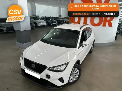 Usado Seat Arona Style 110 CV (80 kW) 2023 Blanco SUV