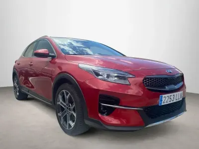 Usado Kia XCeed 136 CV (100 kW) 2020 Rojo SUV