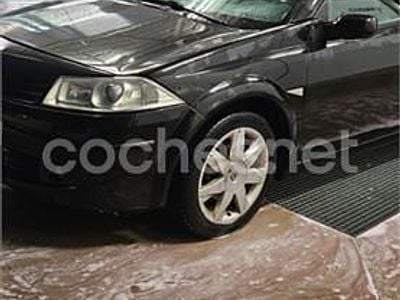 Usado Renault Mégane Cabriolet 105 CV (77 kW) 2006 Negro Descapotable