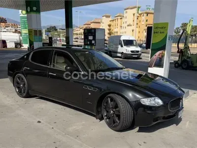 Usado Maserati Quattroporte GT 400 CV (294 kW) 2007 Negro Berlina