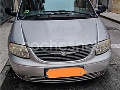 Gris / plata Usado 2003 Chrysler Voyager Monovolumen | 2300 €