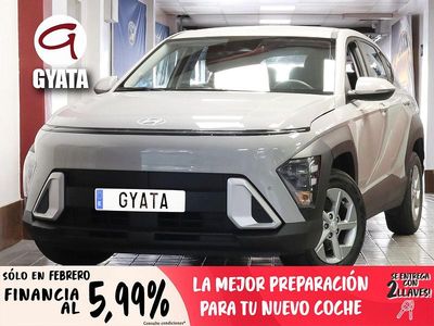 Usado Hyundai Kona 120 CV (88 kW) 2024 Gris / plata SUV