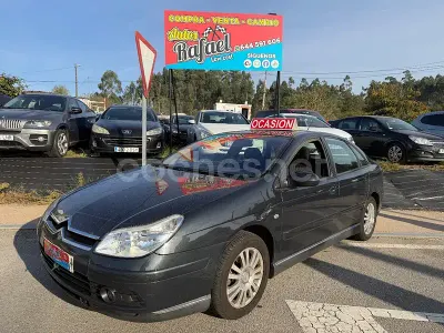 Usado Citroën C5 110 CV (80 kW) 2005 Gris / plata Berlina