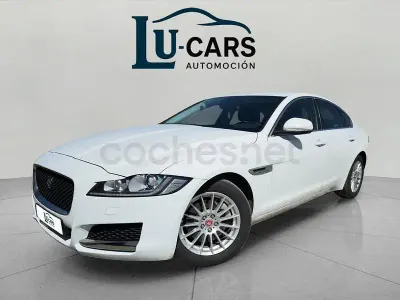 Usado Jaguar XF Pure 180 HP (132 kW) 2016 Branco Sedan