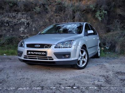 Gris / plata Usado 2006 Ford Focus Sport Berlina | 3499 € (Precio justo)