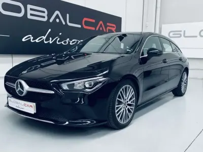 Usado Mercedes CLA220 Shooting Brake 190 CV (139 kW) 2022 Negro Familiar