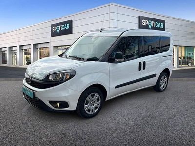 Usado Fiat Doblò 90 CV (66 kW) 2021 Blanco Monovolumen