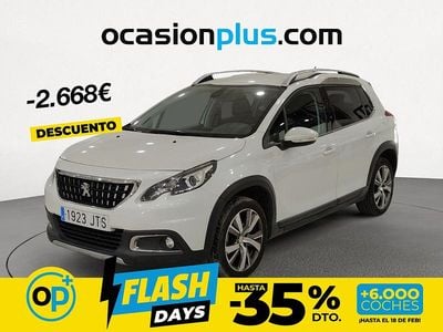 Usado Peugeot 2008 Allure 120 CV (88 kW) 2016 Blanco SUV
