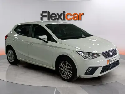 Usado Seat Ibiza Reference 80 CV (58 kW) 2018 Blanco Utilitario