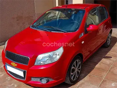 Usado Chevrolet Aveo LS 84 CV (61 kW) 2009 Rojo Berlina
