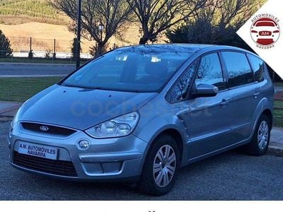 Usado Ford S-MAX Trend 125 CV (91 kW) 2009 Gris / plata Monovolumen
