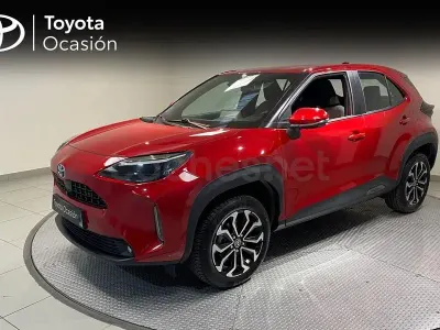 Usado Toyota Yaris Cross Active 116 CV (85 kW) 2022 Rojo SUV