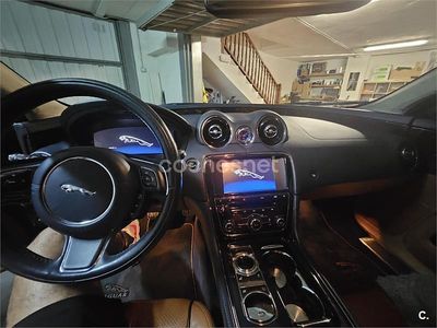 Azul Usado 2010 Jaguar XJ Portfolio Berlina | 12.100 €