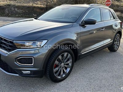 Usado VW T-Roc Sportline 150 CV (110 kW) 2019 Gris / plata SUV