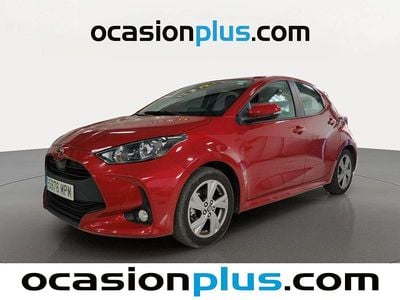 Blanco Usado 2024 Toyota Yaris Hybrid Active Utilitario | 16.728 € (Buen precio)