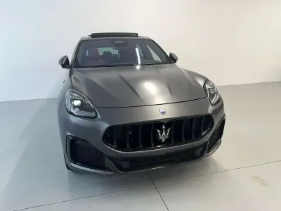 Usado Maserati Grecale 529 CV (389 kW) 2022 Gris SUV