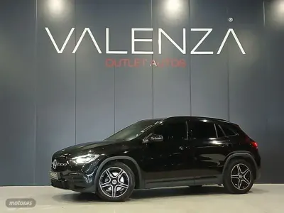 Usado Mercedes GLA180 AMG 116 CV (85 kW) 2021 Negro SUV