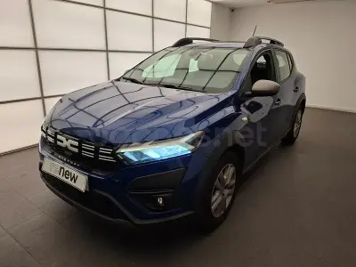 Usado Dacia Sandero Expression 101 CV (74 kW) 2023 Azul Berlina