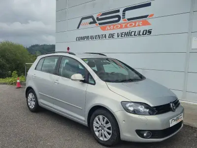 Usado VW Golf Plus Advance 105 CV (77 kW) 2012 Beige Monovolumen