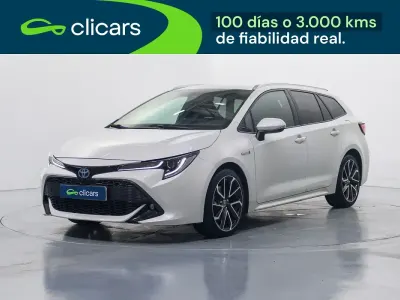 Usado Toyota Corolla Sport 180 CV (132 kW) 2019 Blanco Familiar