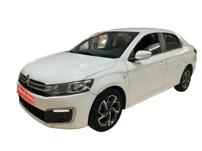 Usado Citroën C-Elysee I Shine 102 CV (75 kW) 2019 Blanco Berlina