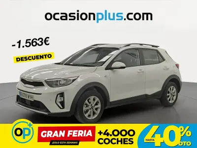 Usado Kia Stonic 79 CV (58 kW) 2025 Blanco SUV