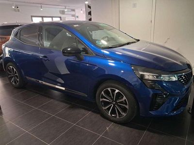 Usado Renault Clio V Techno 101 CV (74 kW) 2025 Utilitario