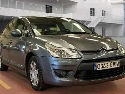 Usado Citroën C4 109 CV (80 kW) 2010 Gris Utilitario