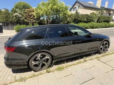 Usado Audi A4 163 CV (119 kW) 2024 Negro Familiar