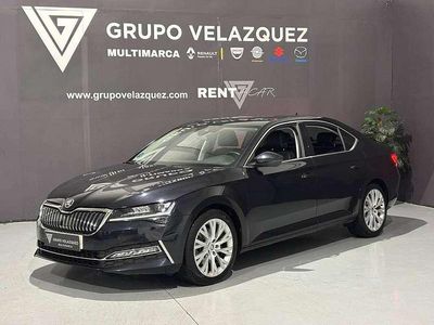 Usado Skoda Superb Style 218 CV (160 kW) 2021 Negro Berlina