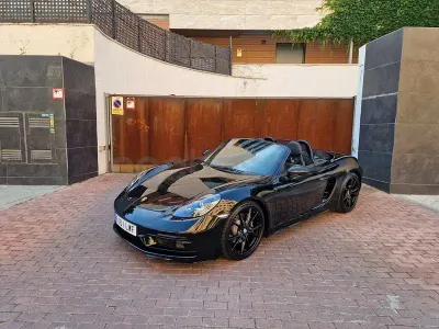 Usado Porsche 718 Boxster T 300 CV (220 kW) 2022 Negro Descapotable