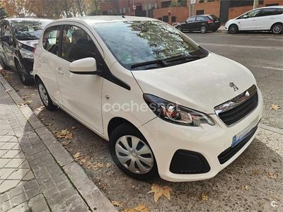 Usado Peugeot 108 Active 72 CV (52 kW) 2018 Blanco Berlina