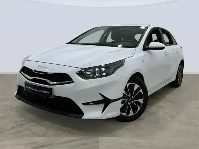 Usado Kia Ceed 101 CV (74 kW) 2024 Blanco Utilitario