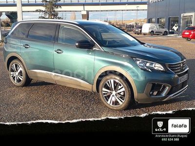Usado Peugeot 5008 Allure 130 CV (95 kW) 2020 Azul SUV