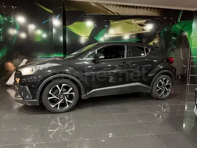 Usado Toyota C-HR Advance 184 CV (135 kW) 2022 Negro SUV
