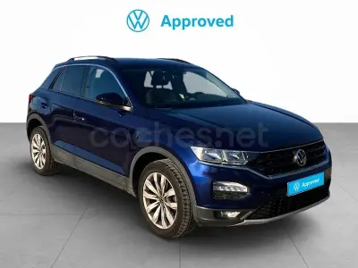 Usado VW T-Roc Advance 110 CV (80 kW) 2021 Azul SUV