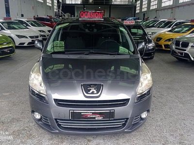 Begagnad Peugeot 5008