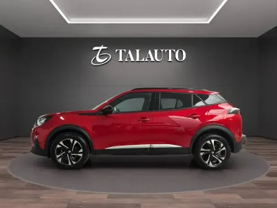 Usado Peugeot 2008 Allure 130 CV (95 kW) 2022 Rojo SUV