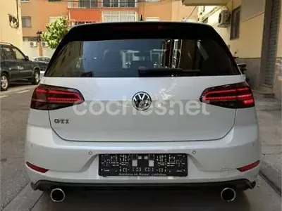 Usado VW Golf VII GTI 230 CV (169 kW) 2017 Blanco Berlina