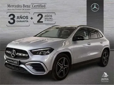 Usado Mercedes GLA200 150 CV (110 kW) 2025 Gris SUV