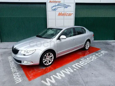 Usado Skoda Superb Elegance 140 HP (102 kW) 2008 Cinzento Sedan