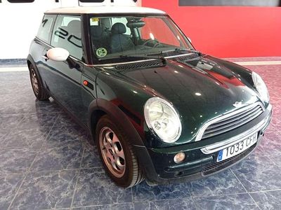Usado Mini ONE 90 CV (66 kW) 2003 Verde Utilitario