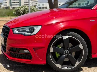 Usado Audi A3 Attraction 150 CV (110 kW) 2013 Rojo Berlina