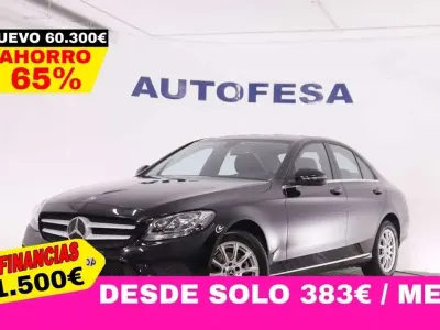 Usado Mercedes C180 122 CV (89 kW) 2021 Negro Berlina