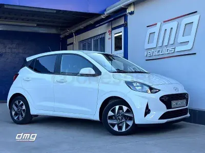 Usado Hyundai i10 63 CV (46 kW) 2025 Blanco Utilitario