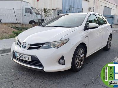 Toyota Auris Hybrid