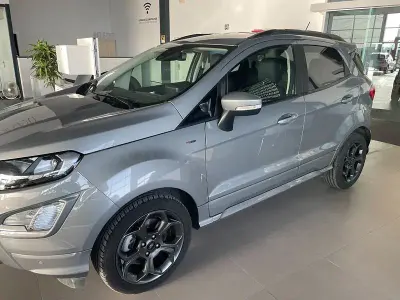 Usado Ford Ecosport ST-Line 125 CV (91 kW) 2022 Gris / plata SUV