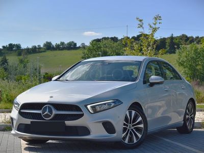 Usado Mercedes A200 Progressive 163 CV (119 kW) 2019 Gris (montaña) Berlina